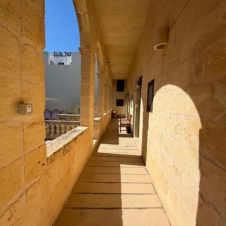 Holiday home Mikiel U Roza